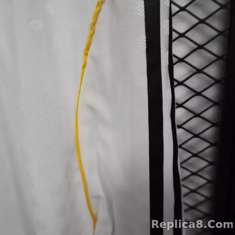 25-26 Real Madrid Home Soccer Shorts - detail