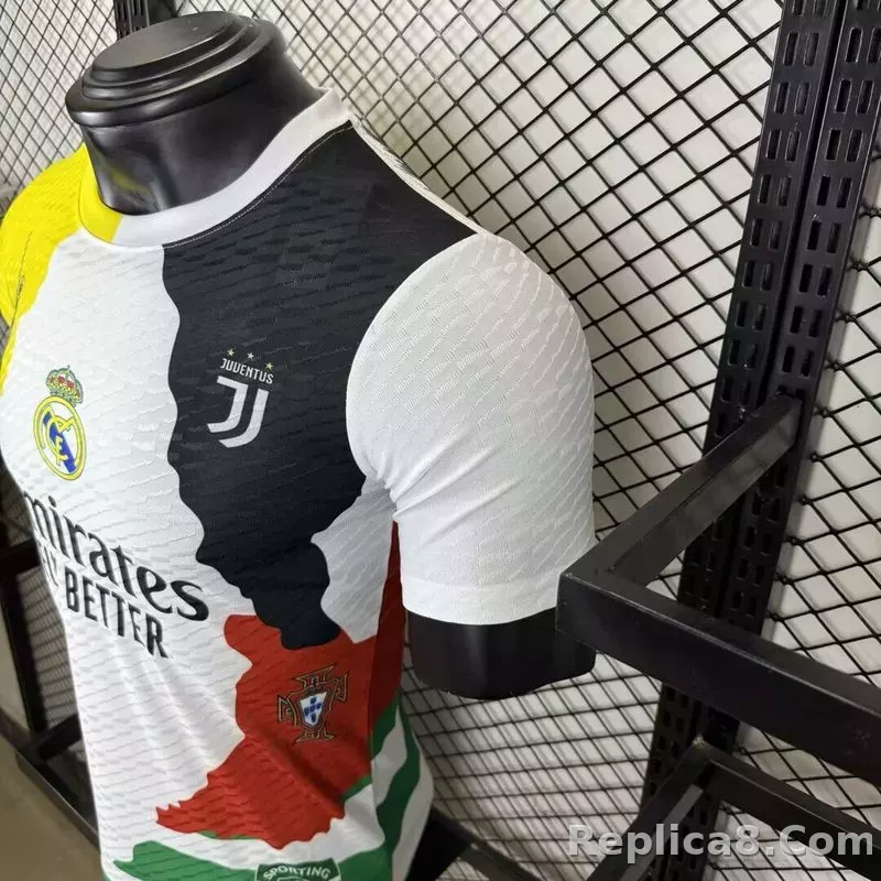 Cristiano Ronaldo Commemorative Edition Kit Soccer T-Shirt Player Version - detail