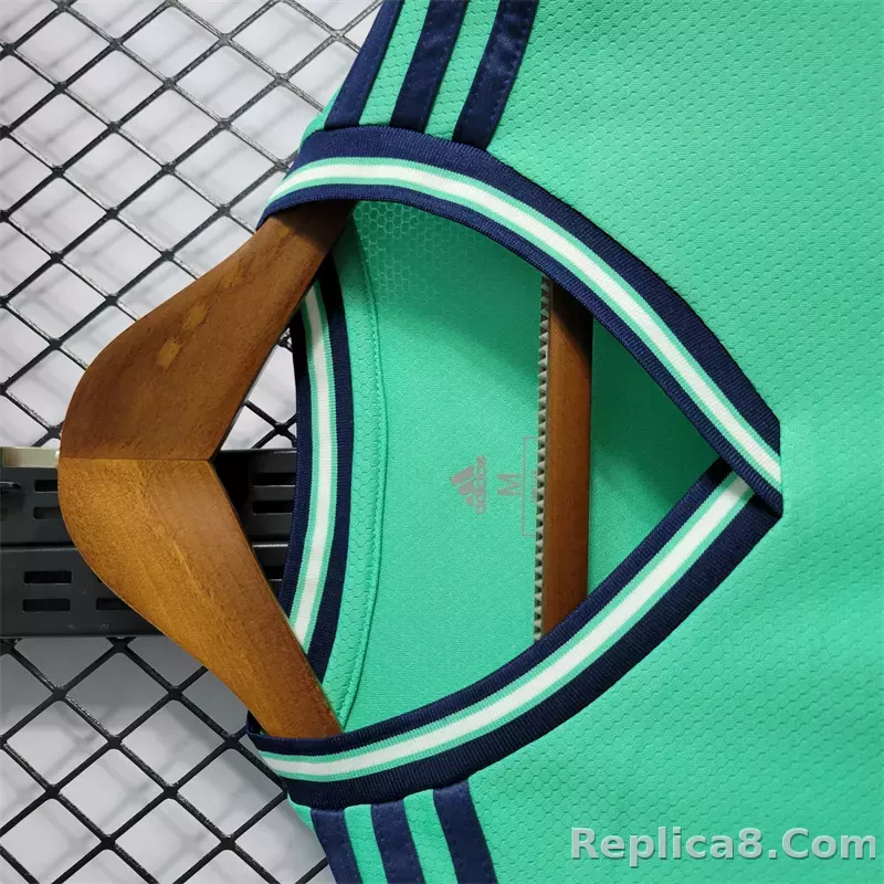 19-20 Real Madrid Second Away Retro Jersey - detail