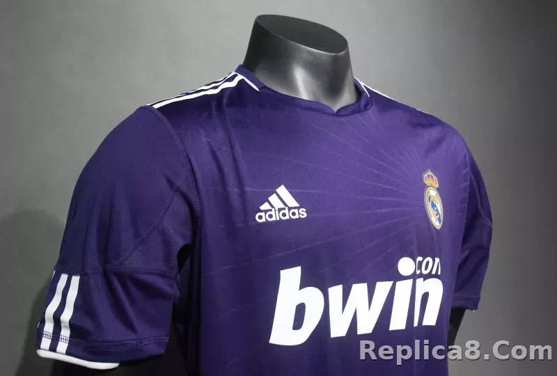 2010/11 Real Madrid Third Away Retro Jersey Player Version - detail