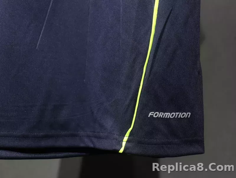 2010/11 Real Madrid Away Retro Jersey Player Version Long Sleeve - detail