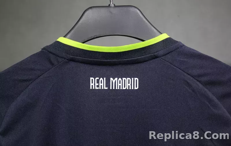 2010/11 Real Madrid Away Retro Jersey Player Version Long Sleeve - detail
