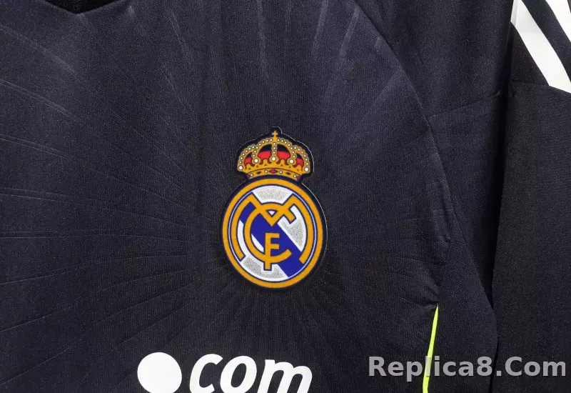 2010/11 Real Madrid Away Retro Jersey Player Version Long Sleeve - detail