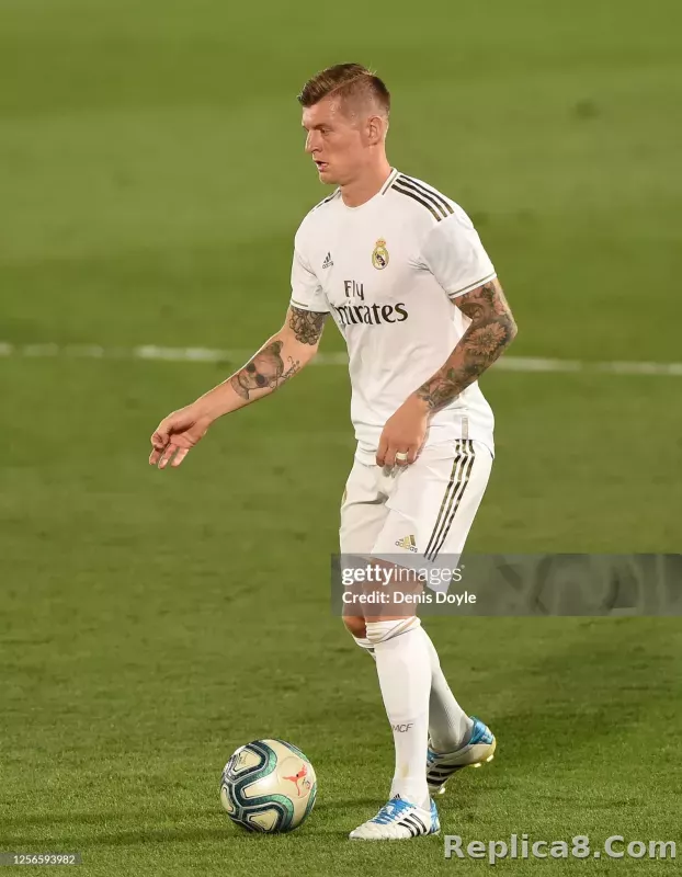 19-20 Real Madrid Home Retro Jersey Player version - detail