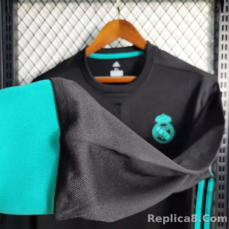 17-18 Real Madrid Away Retro Jersey Long Sleeve - detail