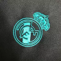 17-18 Real Madrid Away Retro Jersey - view 12
