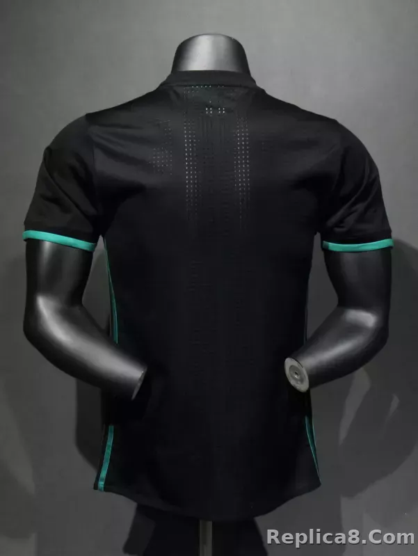 17-18 Real Madrid Away Retro Jersey Player Version - detail
