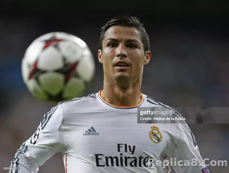 2013/14 Real Madrid Home Retro Jersey Player Version Long Sleeve - detail