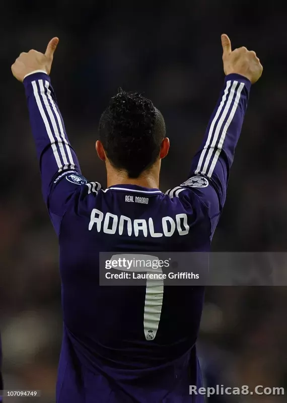 2010/11 Real Madrid Third Away Retro Jersey Player Version Long Sleeve - detail