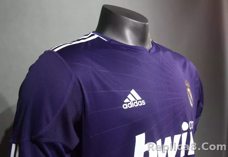 2010/11 Real Madrid Third Away Retro Jersey Player Version Long Sleeve - detail