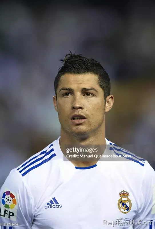 2010/11 Real Madrid Home Retro Jersey Player Version Long Sleeve - detail