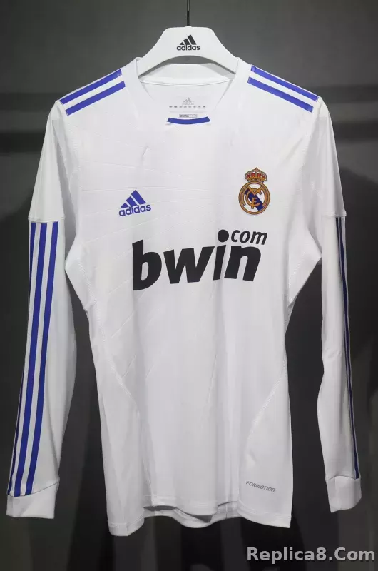 2010/11 Real Madrid Home Retro Jersey Player Version Long Sleeve - detail