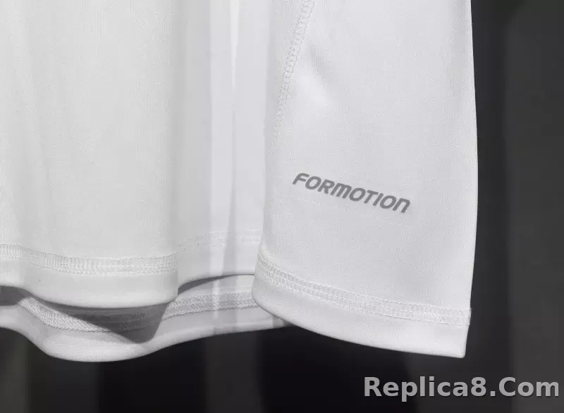 2010/11 Real Madrid Home Retro Jersey Player Version Long Sleeve - detail