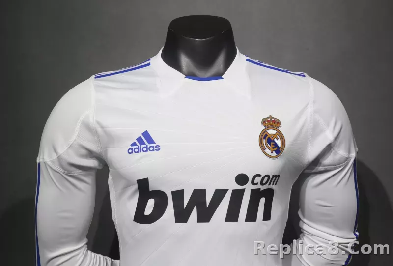 2010/11 Real Madrid Home Retro Jersey Player Version Long Sleeve - detail