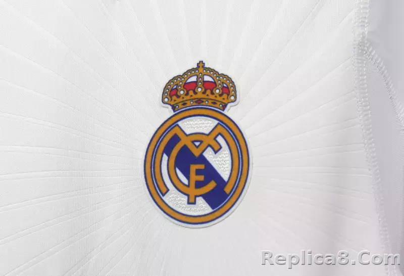 2010/11 Real Madrid Home Retro Jersey Player Version Long Sleeve - detail