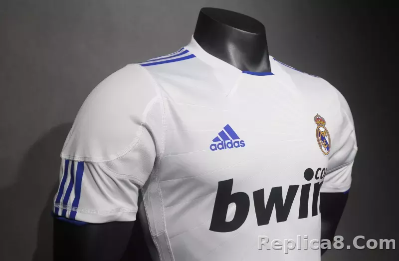 2010/11 Real Madrid Home Retro Jersey Player Version - detail