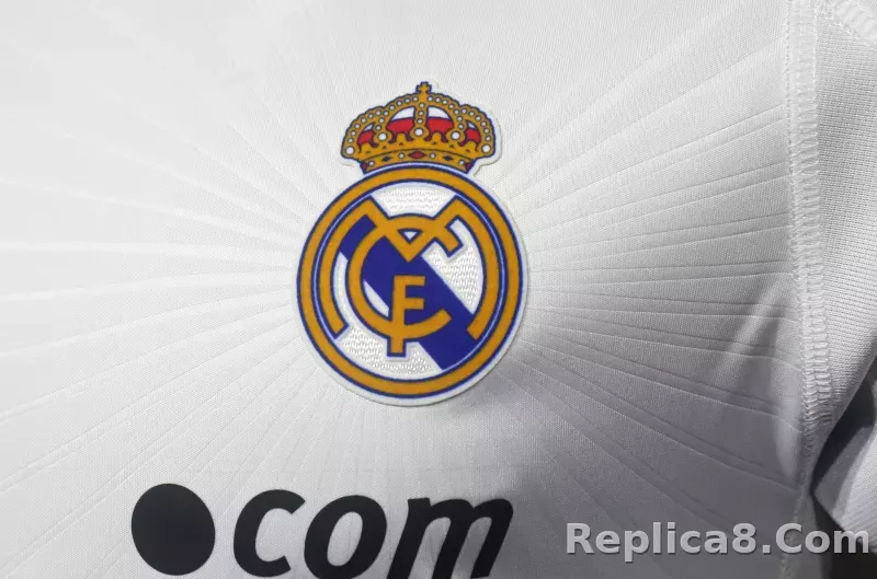 2010/11 Real Madrid Home Retro Jersey Player Version - detail