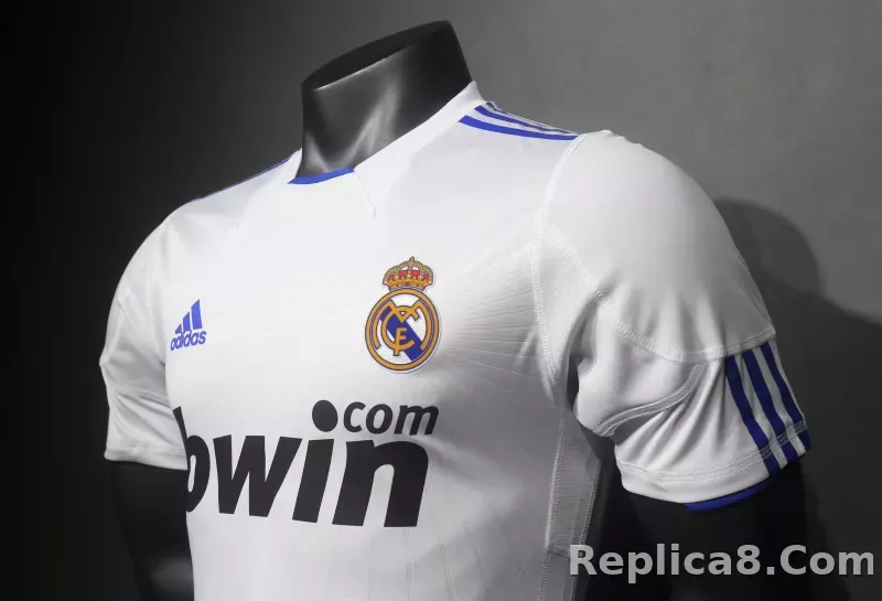 2010/11 Real Madrid Home Retro Jersey Player Version - detail