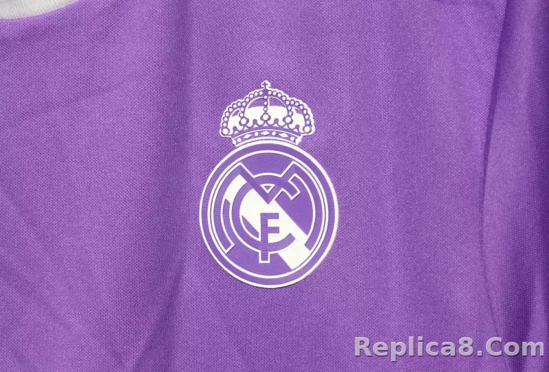 16-17 Real Madrid Away Retro Purple Jersey Long Sleeve Player Version - detail