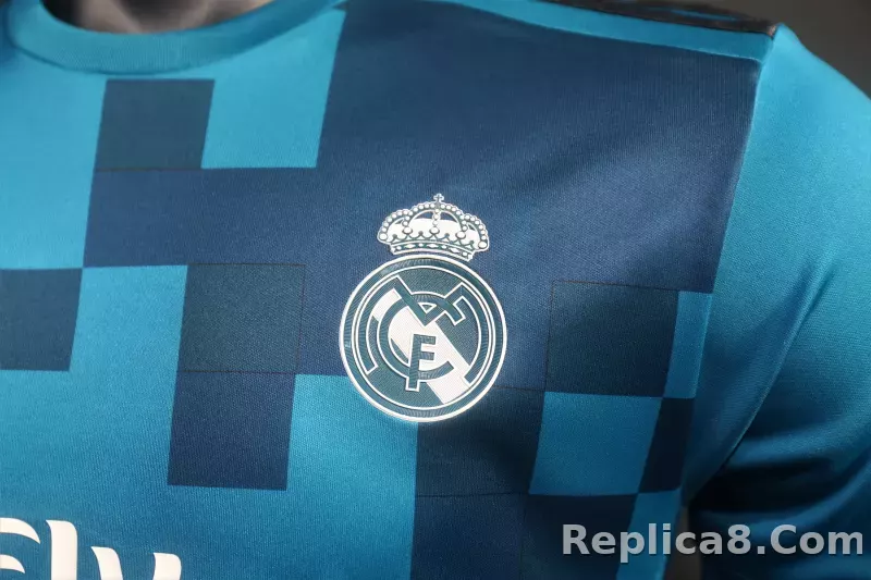 17-18 Real Madrid Second Away Retro Jersey Player Version - detail