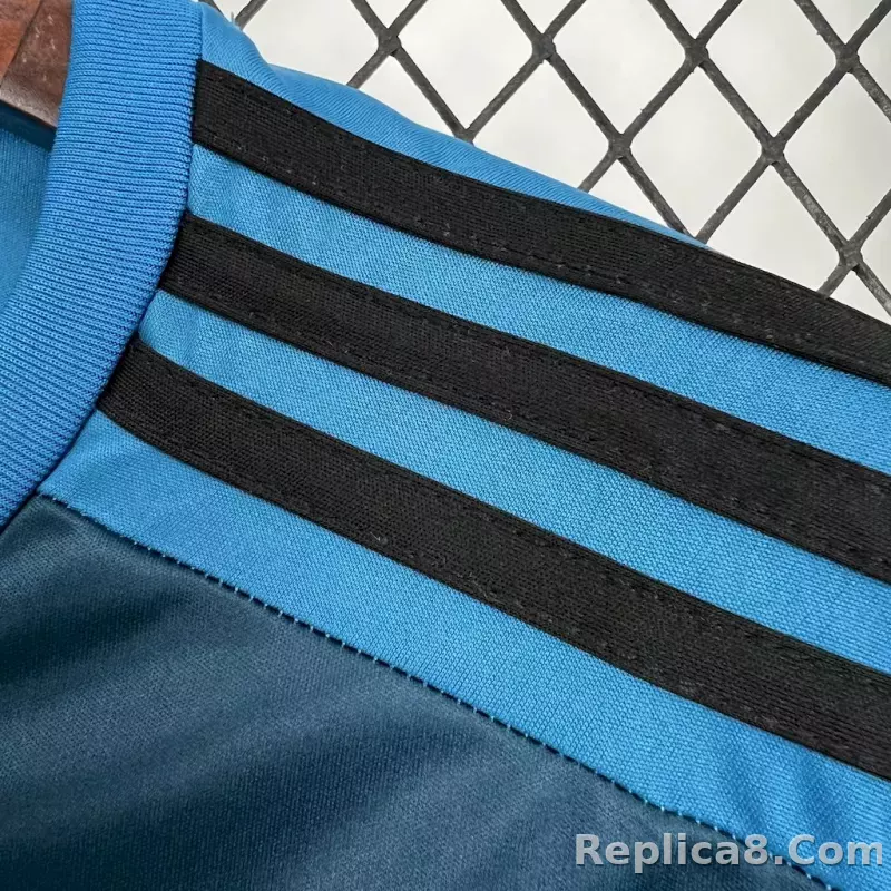 17-18 Real Madrid Second Away Retro Jersey - detail