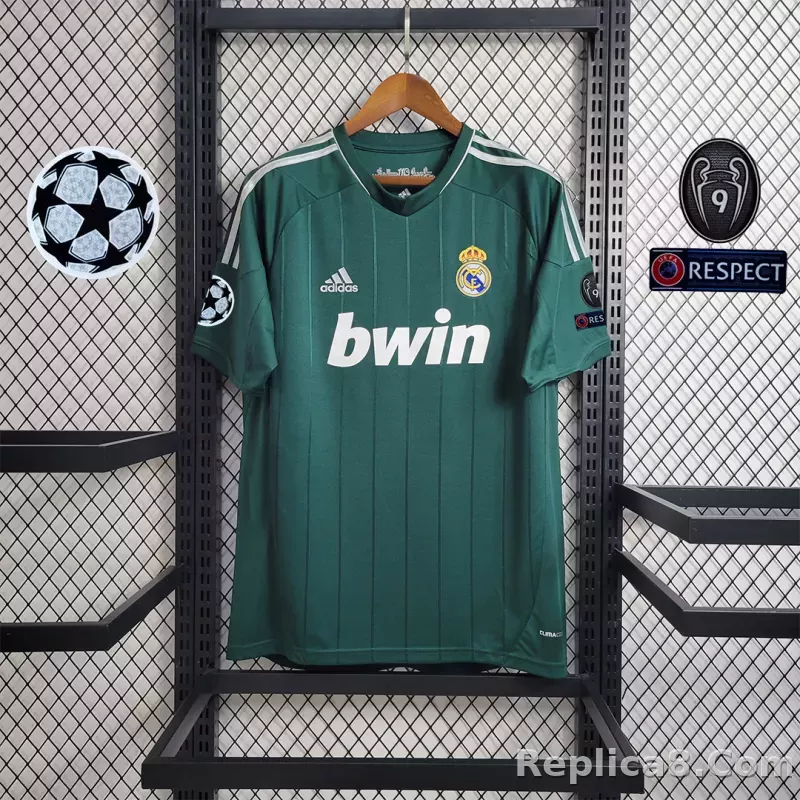 2012-13 Real Madrid Third Away Retro Jersey - detail