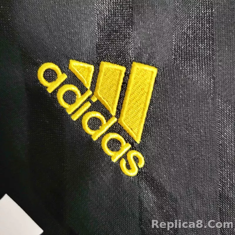 11-12 Real Madrid Away Retro Jersey Black - detail