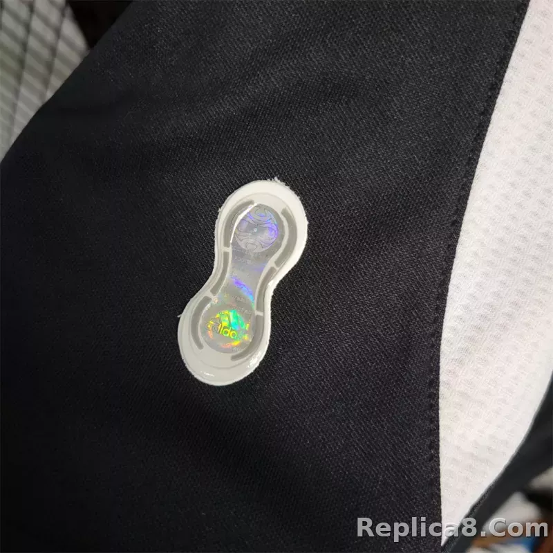 2006/07 Real Madrid Away Retro Jersey Long Sleeve - detail