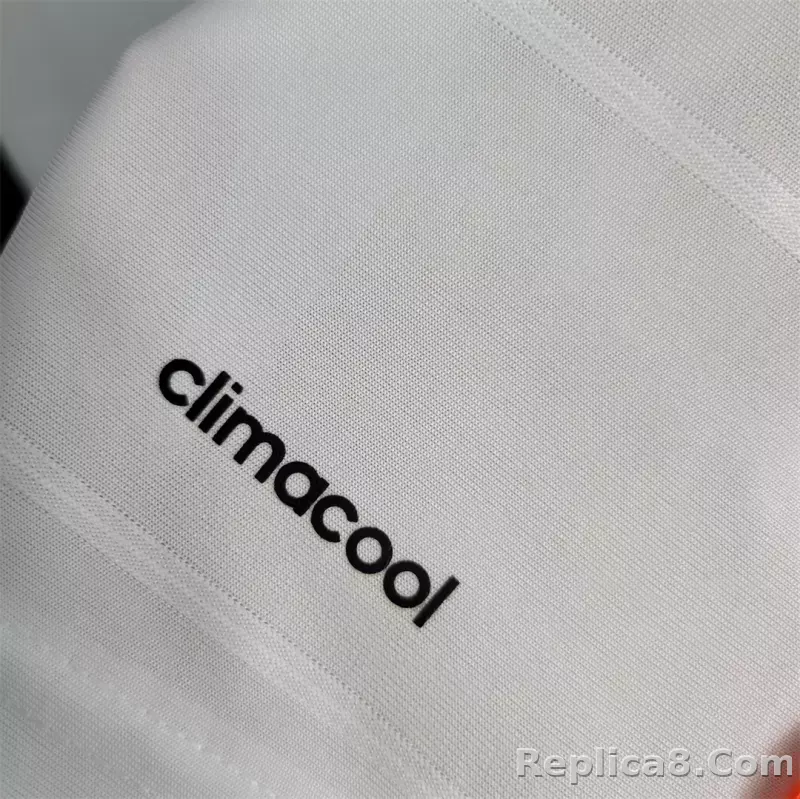 2013/14 Real Madrid Home Retro Jersey - detail