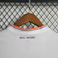 2013/14 Real Madrid Home Retro Jersey - view 5