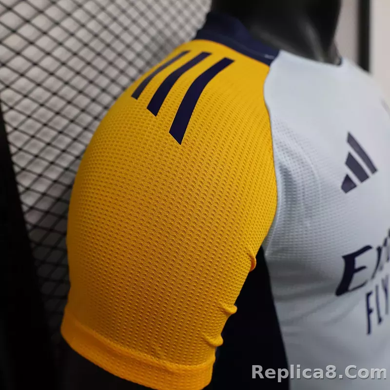 24-25 Real Madrid Training Shirt Player Version - detail