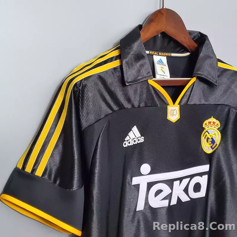 1998-99 Real Madrid Away Retro Jersey - detail