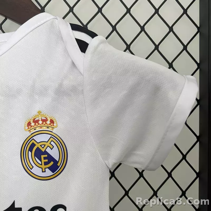 24-25 Real Madrid Home Baby Shirt - detail