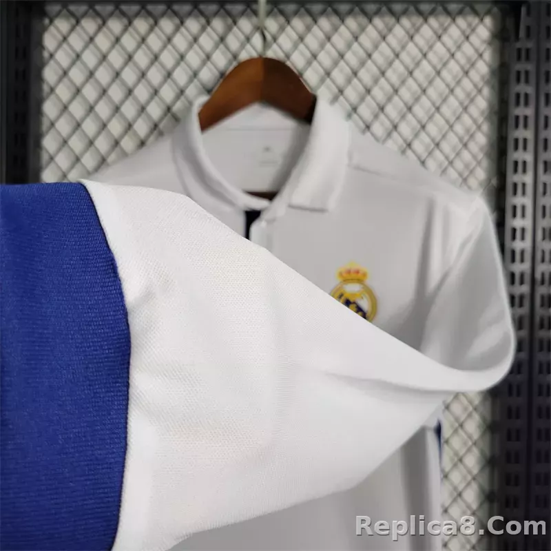 16-17 Real Madrid Home Retro Jersey Long Sleeve - detail