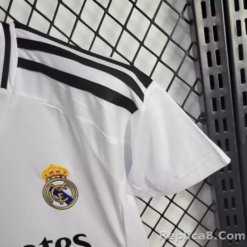 24-25 Real Madrid Home Kids Kit Jersey+Shorts - detail