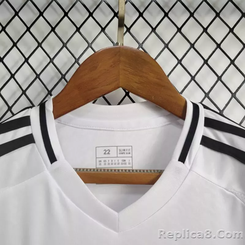 24-25 Real Madrid Home Kids Kit Jersey+Shorts - detail