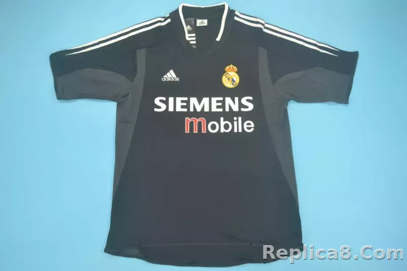 2004/05 Real Madrid Away Retro Jersey