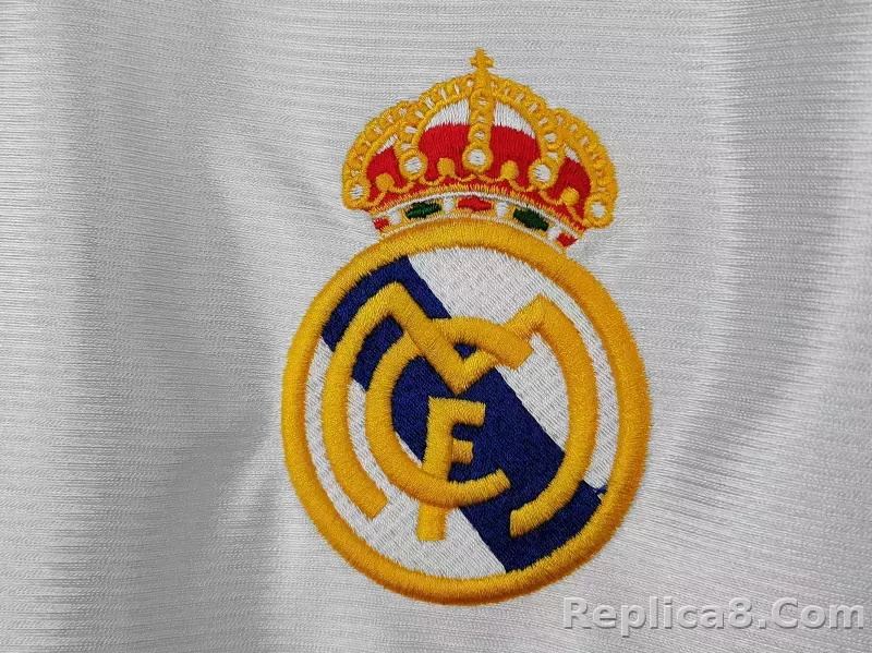 1998/00 Real Madrid Away Retro Jersey - detail