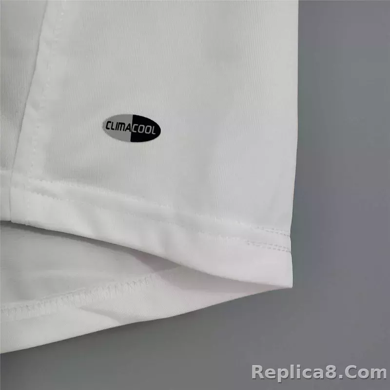 2005/06 Real Madrid Home Retro Jersey - detail