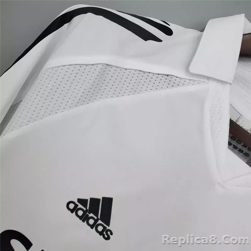 2005/06 Real Madrid Home Retro Jersey - detail