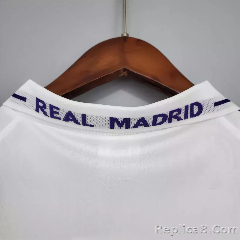 1996/97 Real Madrid Home Retro Jersey - detail