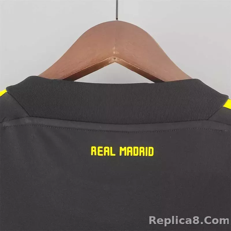 11-12 Real Madrid Away Retro Jersey Goalkeeper Black - detail