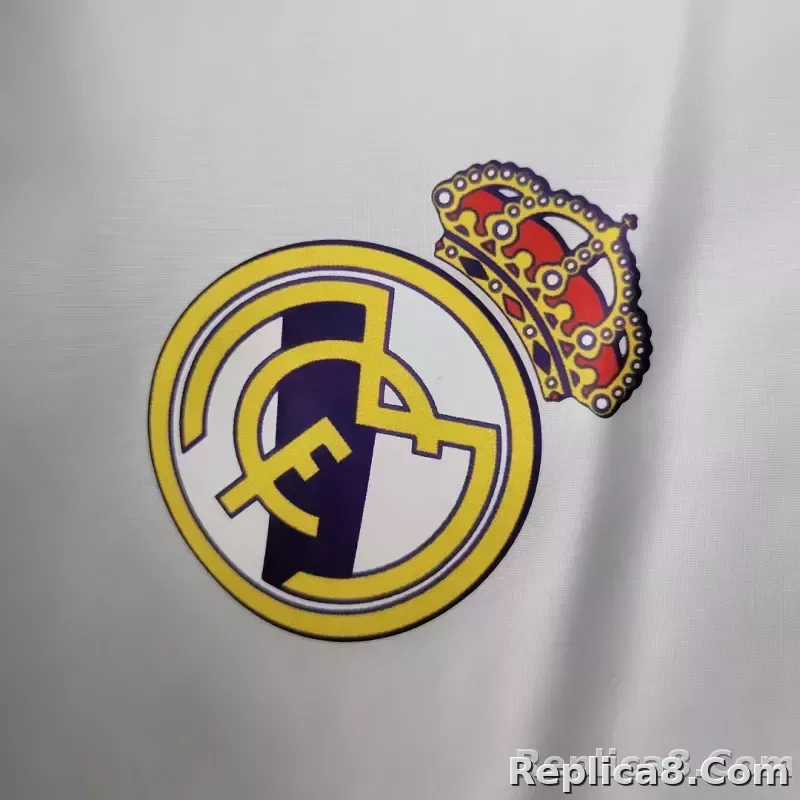 2023/2024 Real Madrid Reversible Windbreaker White - detail