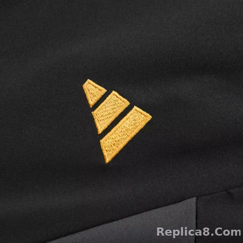 Real Madrid Zipper Sweatshirt Kit(Top+Pants) Black 2023/24 - detail