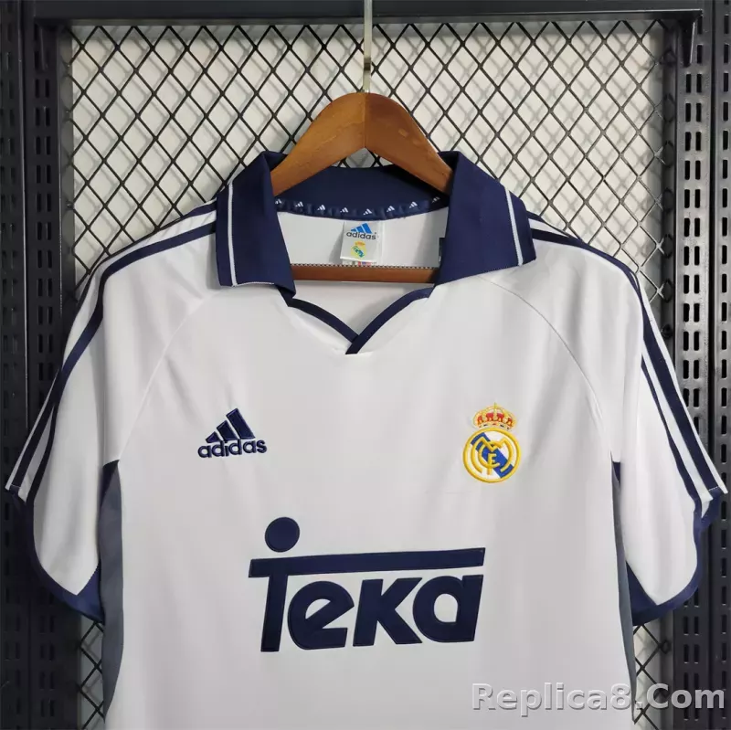 2000/01 Real Madrid Home Retro Jersey - detail
