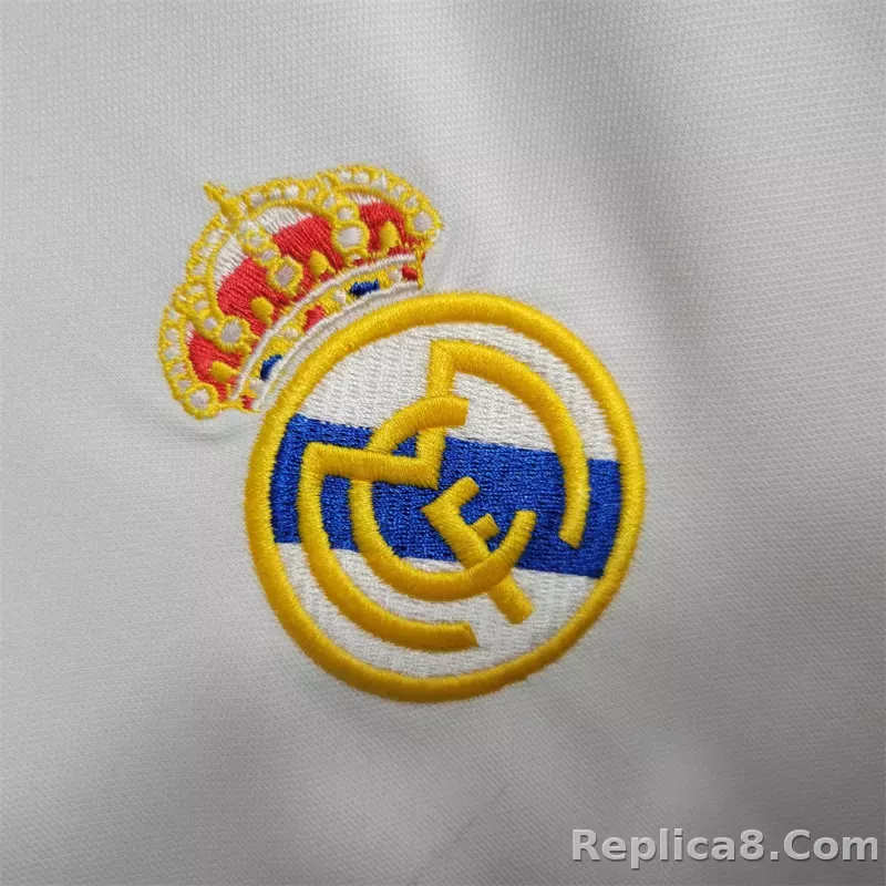 2000/01 Real Madrid Home Retro Jersey - detail
