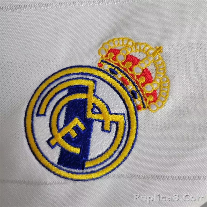 17-18 Real Madrid Home Retro Jersey Long Sleeve - detail