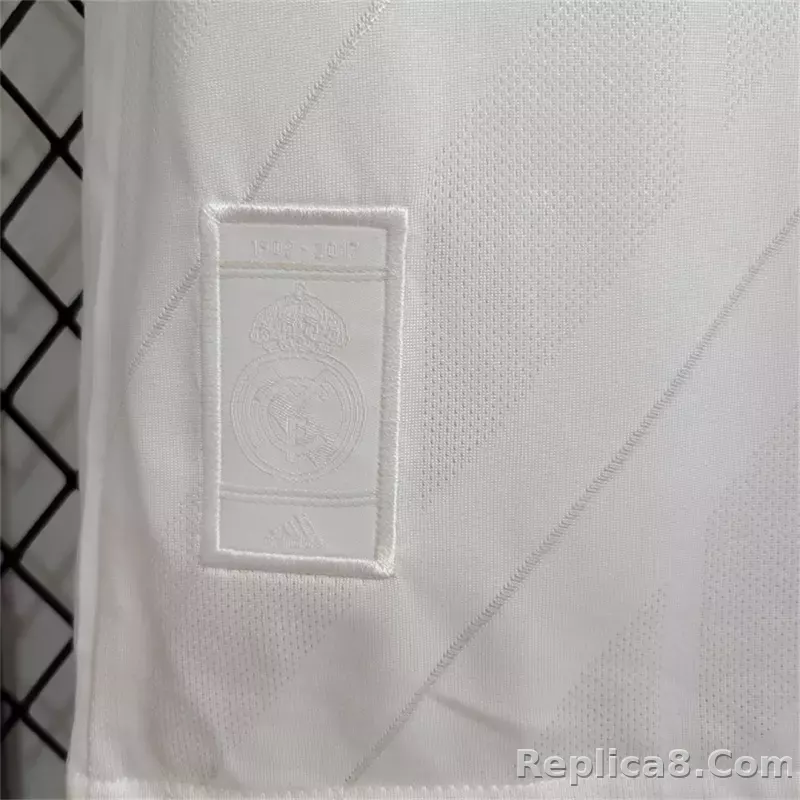 17-18 Real Madrid Home Retro Jersey Long Sleeve - detail
