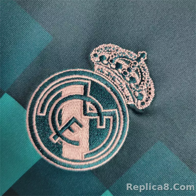 17-18 Real Madrid Third Away Retro Jersey Long Sleeve - detail