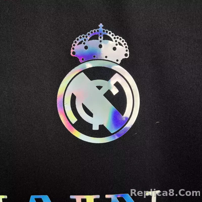 Real Madrid x Balmain Jersey 2023/24 - detail